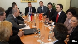 Средба на министерот за економија Ваљон Сарачини и министерот за индустрија и трговија на Чешка Мартин Куба