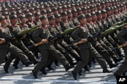 Парад військових підрозділів КНДР