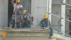 Горештини во Скопје, некој се лади, некој работи