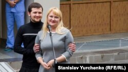 Фотогалерея: Кримський «в’язень Кремля» повернувся в Україну