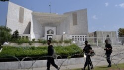 د عدالت سپکاوی څه دی؟ څنګه کېږي او سزا يې څه ده؟