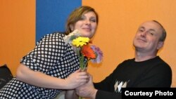 Тетяна Матюшенко щоразу самостійно намагається влаштувати медичний огляд чоловіка, який важкохворий