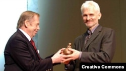 Вацлаў Гавэл і Алесь Бяляцкі