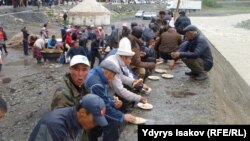 Келдибековдун жактоочулары, 17-июнь, 2014-жыл