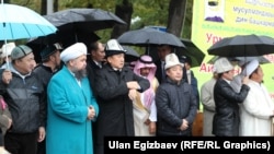 Бишкектин эски аянтында окулган Айт намаз. 4-октябрь, 2014-жыл