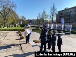 Задержание пикетчика в Пскове