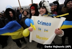 O manifestație de protest în Crimeea față de agresiunea Rusiei împotriva Ucrainei. Simferopol, 10 martie 2014