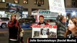 Пикет против выступления Валерия Гергиева в Нью-Йорке, 2018 год