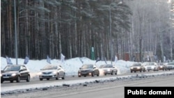 22 декабрьдә шәһәр читендәге машиналар