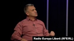 Igor Boțan în studioul Europei Libere