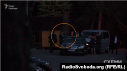 Прем’єр-міністр Володимир Гройсман із дружиною прибули на свято у цілковитій темряві