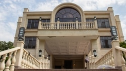 Атамбаев Кой-Таштагы үйүн кантип салган?