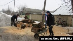 „A spus, domnule, că-l ajută părinții, că are credit un milion pentru casă…”