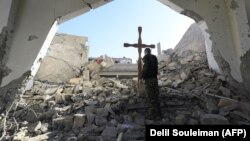 Suriyanın Rakka şəhərində erməni katolik kilsəsi ciddi ziyan görüb. 2017