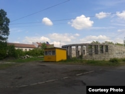 Хлібний рундук із прапором «ДНР»