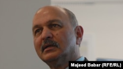 د پاکستان د سنا جرګې د دفاعي چارو کمېسیون رئیس، مشاهد حسین سید