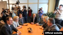 Лидерите на опозициските партии