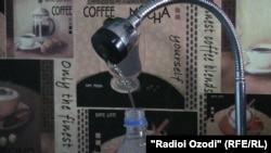 Мақомот эътироф мекунанд, ки ҳар фасли тобистон ба сабаби талаботи зиёд, фишори об дар лӯлаҳо паст мешавад.