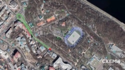 Щоб заїхати туди за правилами, потрібно було б проїхати менш ніж кілометр і витратити близько трьох хвилин