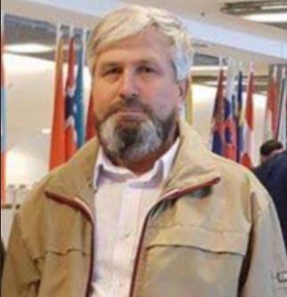 Нуралӣ Саломов