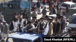 Supporters of the TNSM at a rally in Swat in February 2008. (file photo)