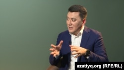Мамлекеттик катчы Эрлан Карин.