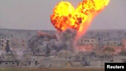 Сирия менен Түркиянын чек арасындагы Кобани шаары