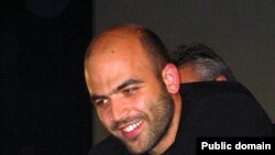 Roberto Saviano, autorul cărții Camorra, în care a arătat cum orașul Napoli a căzut sub dominația rețelei de crimă organizată.
