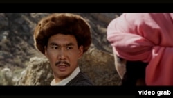 Актер "Курманжан датка" фильминде.