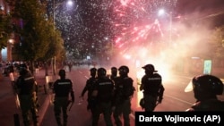 Pripadnici Žandarmerije tokom antivladinog protesta u Beogradu, 14. avgusta 2025. 