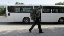 Esgerler: Harby gullukdan wagtynda boşamak üçin para bermeli