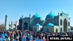 آرشیف- برگزاری جشن نوروز در شهر مزار شریف