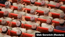 Halk Maslahatyna gatnaşyjylar (arhiw suraty)
