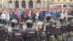 Rușii cer alegeri libere: un nou protest la Moscova