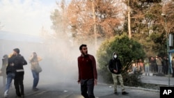 آرشیف، شماری از معترضان در ایران