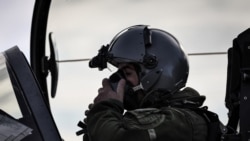 Ilustracija: Pilot Rafala u pripremi za poletanje na vežbi u vojnoj bazi u Poljskoj, septembar 2025. 