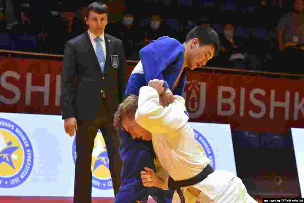 Чемпионатты КТРК Спорт телеканалы түз алып көрсөтүүдө.&nbsp;