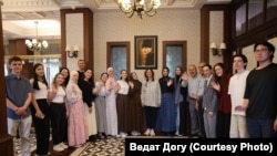 Татарстан һәм Башкортстан студентлары Искешәһәр мэры белән