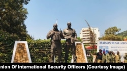 U decembru 2024. godine, zvaničnici u Bangui su postavili spomenik Yevgenyju Prigožinu, pokojnom osnivaču Wagner grupe, i njegovom glavnom poručniku, Dmitriju Utkinu.