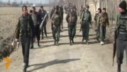 کار ترمیم پایه های تخریب شده برق جریان دارد