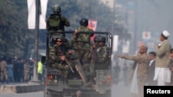 آرشیف، نیروهای امنیتی پاکستان