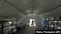 Одне з приміщень мобільного госпіталю у США