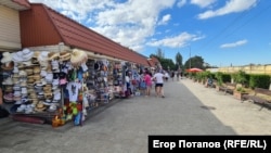 Торгові ряди у Феодосії, літо 2025 року