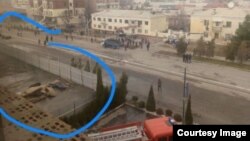 «Неужели здесь была заправка? Это вам приснилось», — говорится в комментарии под опубликованной фотографией. 