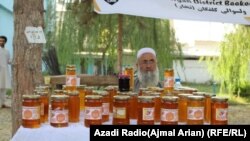یک فروشنده عسل در ولایت کندز