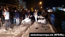 Во модуларната болница во Тетово за лекување на ковид пациенти загинаа 14 луѓе. Пожарот избувна во септември 2021 годна. 