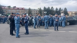 Գյումրիի քաղաքապետարանի դիմացից ձերբակալված 15 մարդ կալանավորվել է