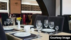 Generic -- restaurant service