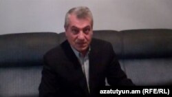 Սմբատ Այվազյանը, արխիվ