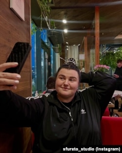 Alyona Alyona с украшением мастерицы